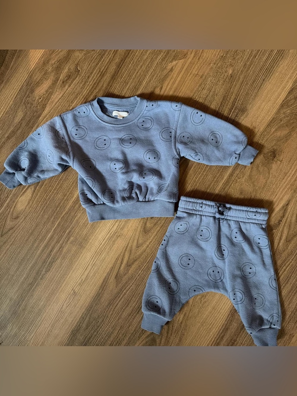 Toddler Smiley Face Sweatshirt & Jogger Set - Dusty Blue